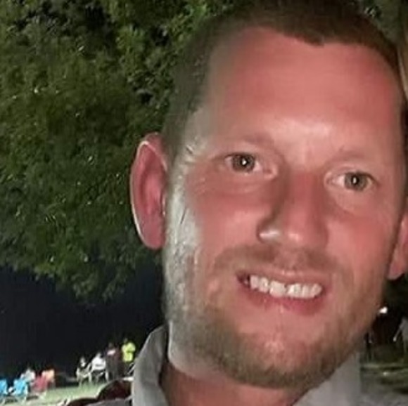 Meet your Posher, Jason - Picture 1 of 1